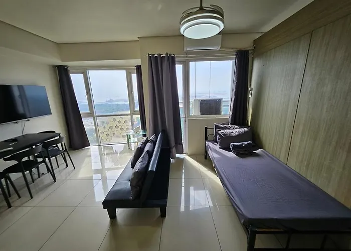 Staycation At Breeze Residences Pasay Near Moa, Star And Picc Apartahotel Manila