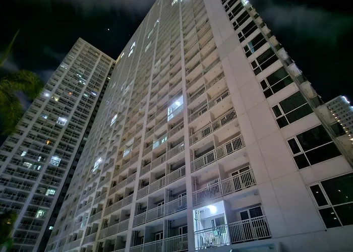 Apartahotel Staycation At Breeze Residences Pasay Near Moa, Star And Picc *