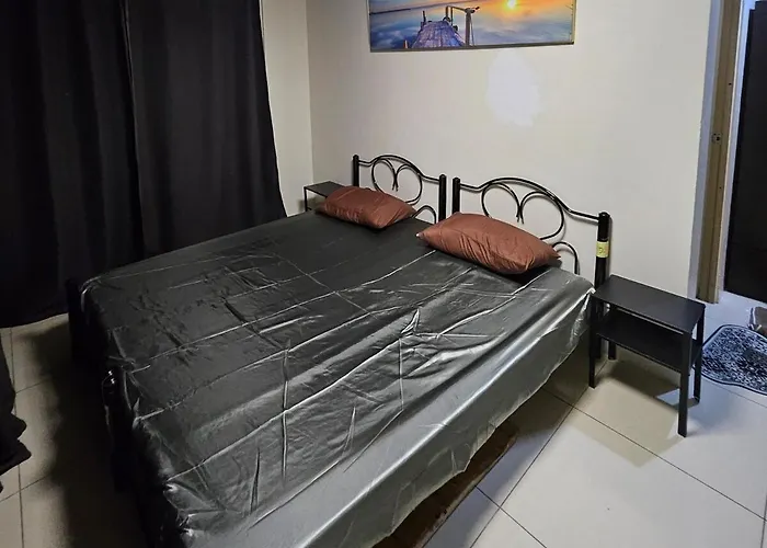 Apartahotel Staycation At Breeze Residences Pasay Near Moa, Star And Picc Manila