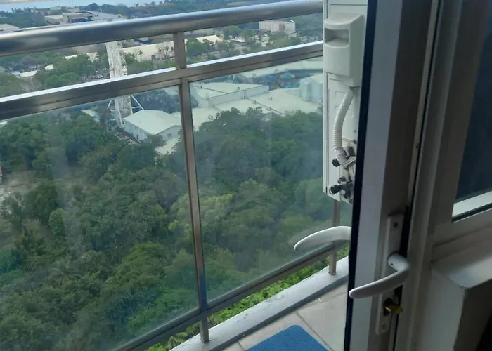 Staycation At Breeze Residences Pasay Near Moa, Star And Picc Apartahotel Manila